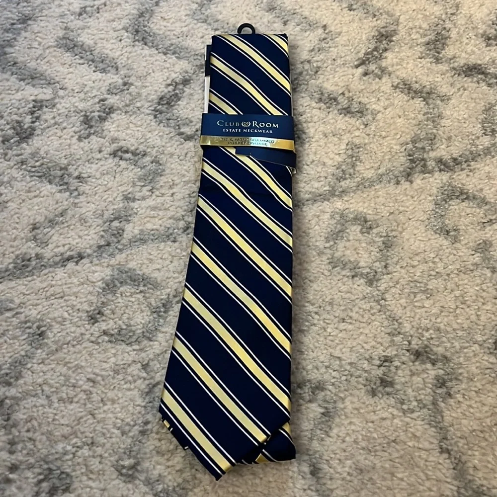 NEW Club Room Striped Tie